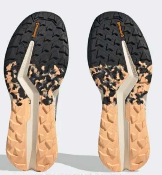 Кроссовки Adidas TERREX