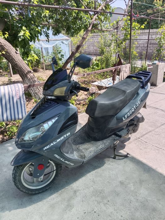 Скутер real moto