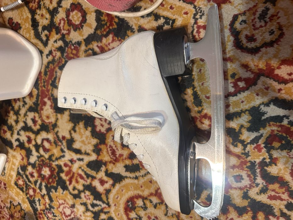 Коньки для фигурного катания