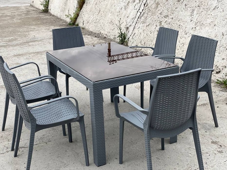 Fastfood somsaxona kichik kafelar uchun plasmas stol stul