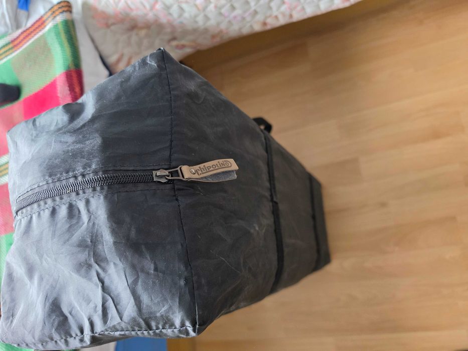 Продавам бебешки аксесоари на символични цени