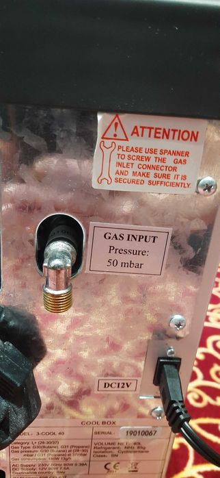 Хладилник на газ,12/220волта