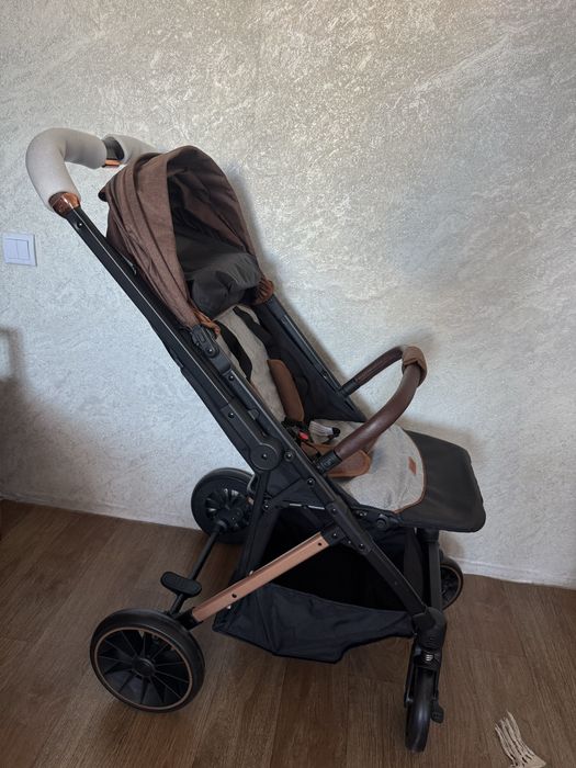 Продам коляску прогулочную фирмы Baby stroller
