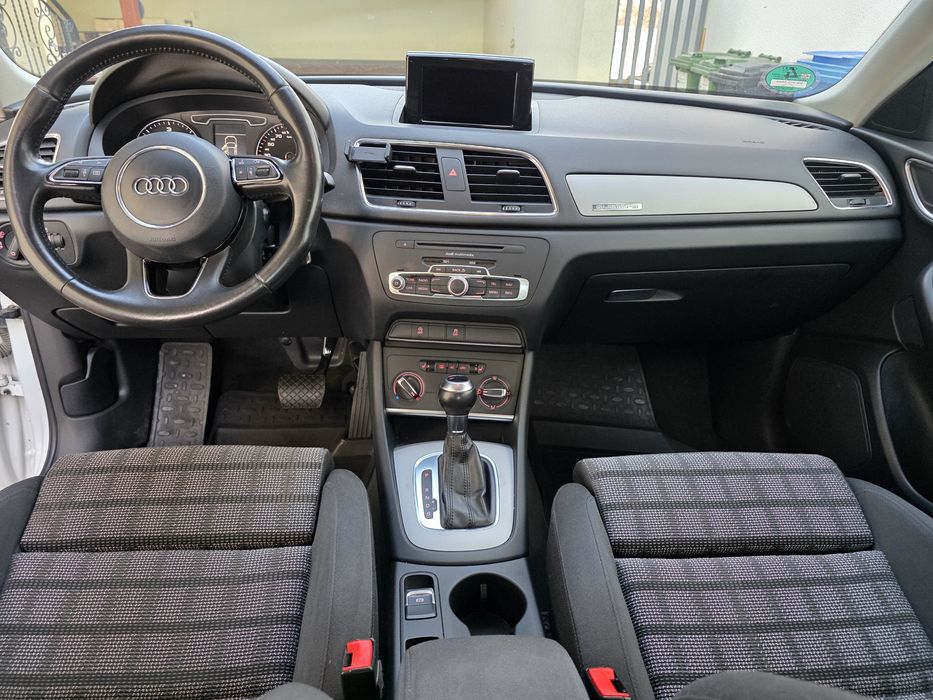 Audi Q3 QUATRO  automat  Stare Excelenta!!!