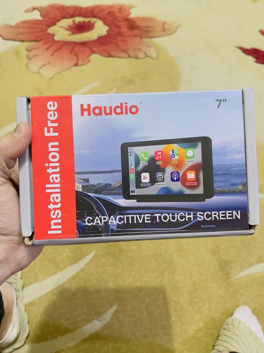 Продается 7-диюмовый монитор carplay