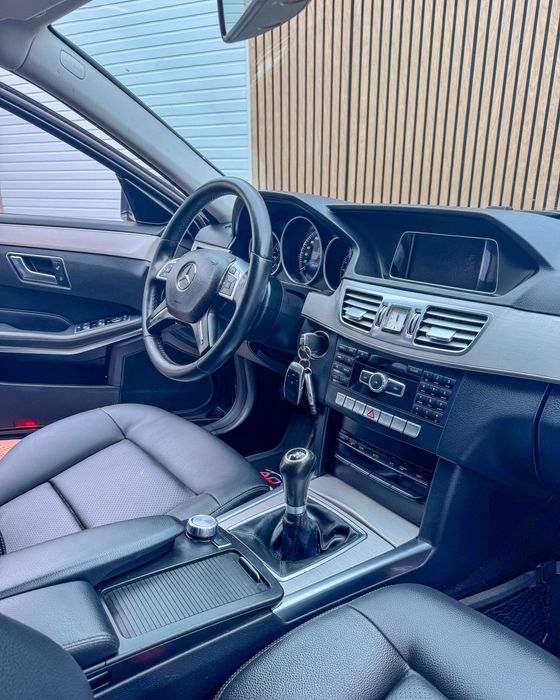 MERCEDES E-KLASSE 200 CDI . RAR+ITP. Garantie 12 luni . Buy-Back . Livrare in toata tara .