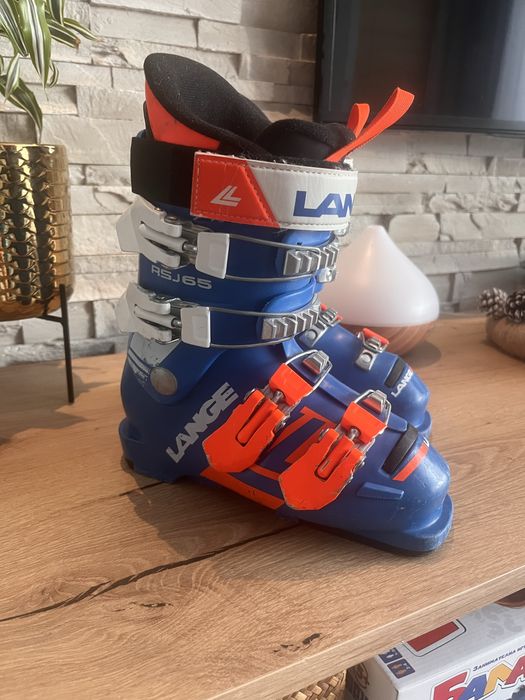 Детски ски обувки Lange, ски Atomic race, ски каски 2 броя
