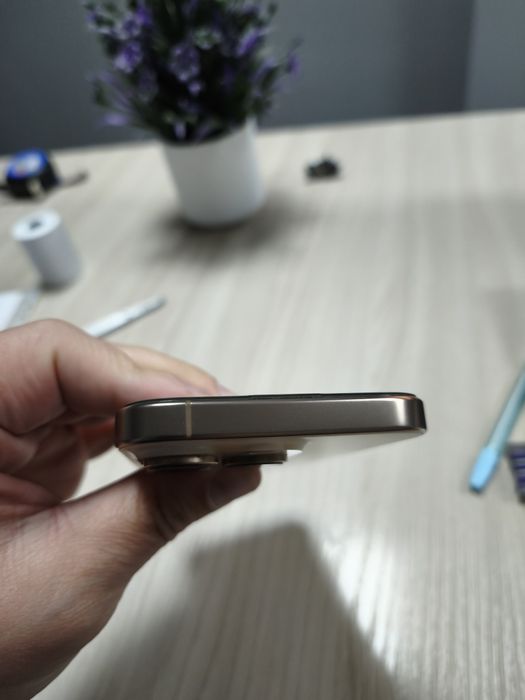 Iphone 16 pro 256 gb esim