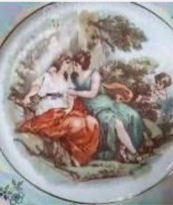 Реликвия эпохи: тарелка «Мадонна» 30 см, со сколом (небольшой) УЧТЕНО!