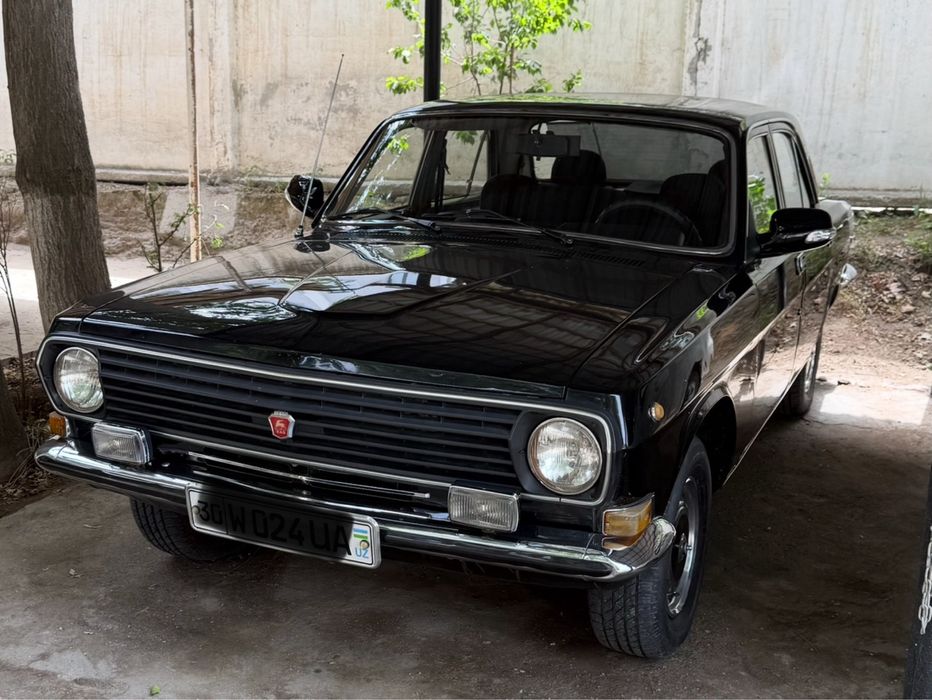 Волга ГАЗ 24-10, 1988 год, цвет черный, экспортный вариант