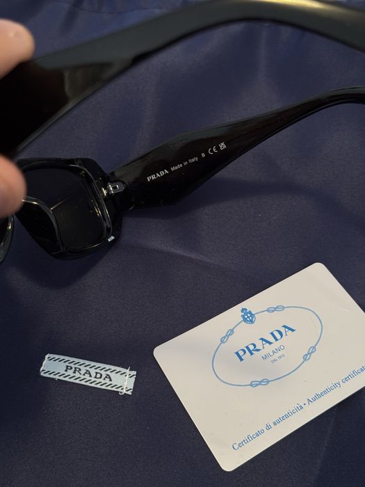 Ochelari de soare Prada