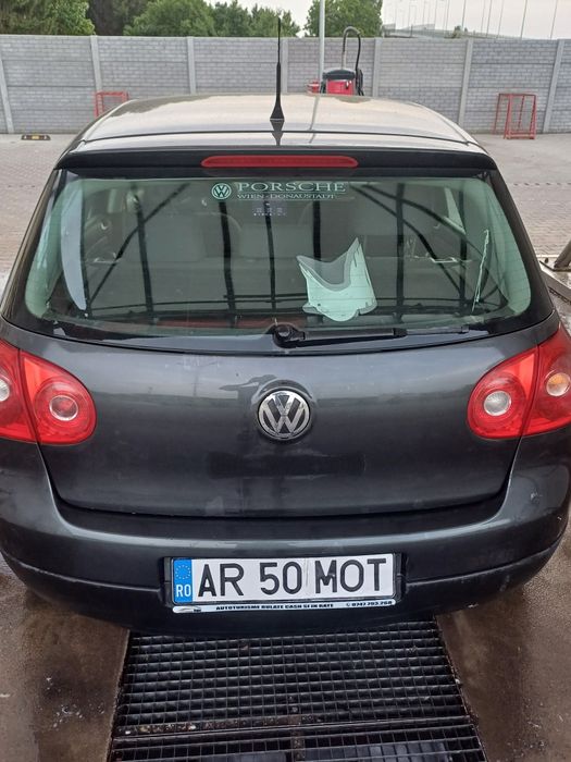 VW Golf 5 1.4 MPI 80 CP