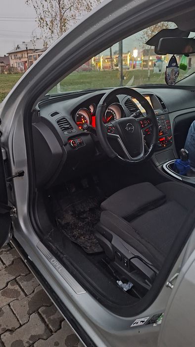 Opel isngnia 2.0 160cp