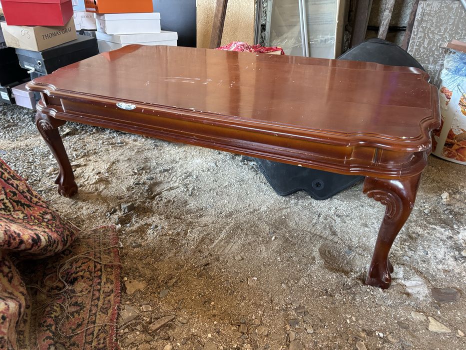 Журнальный столик