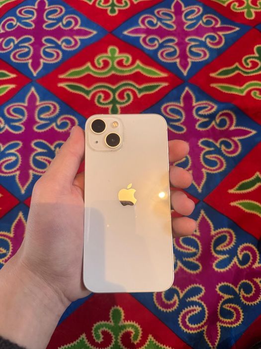 Продается айфон 13