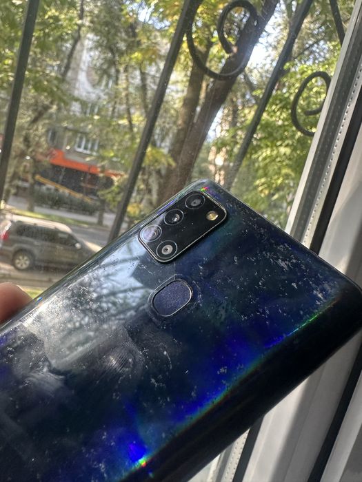 Samsung A21s в хорошем состояние
