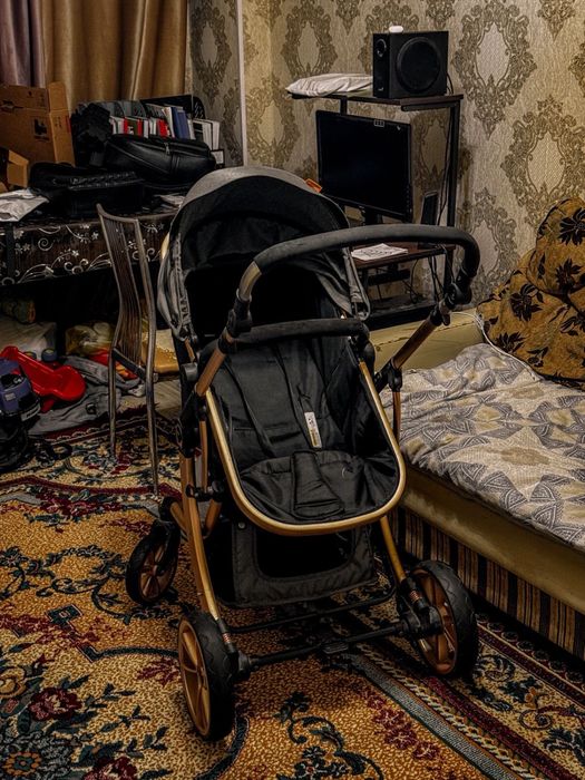 Детская коляска на 0-4 лет