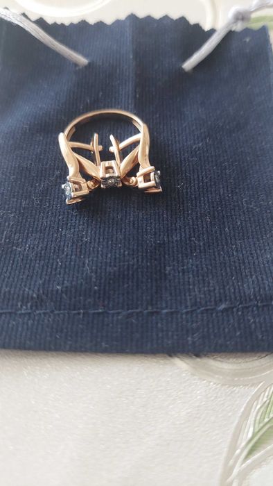 Продам бриллиантовый набор