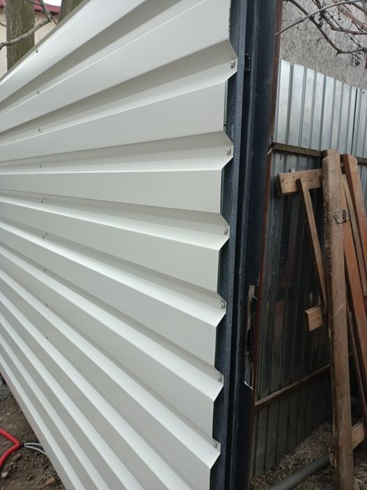 Tablă Cutată T20 T35 Fațadă Gard sau hală RAL 9002 alb lucios 0,5mm