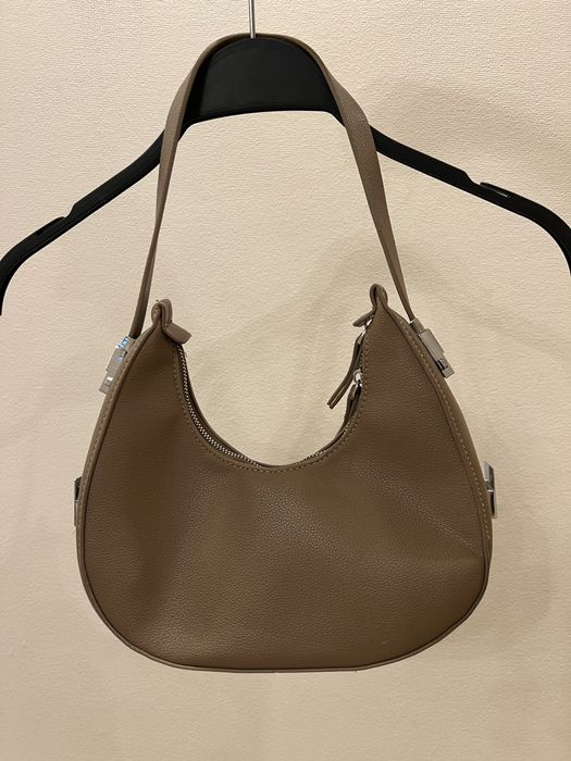 Светло-коричневая сумка