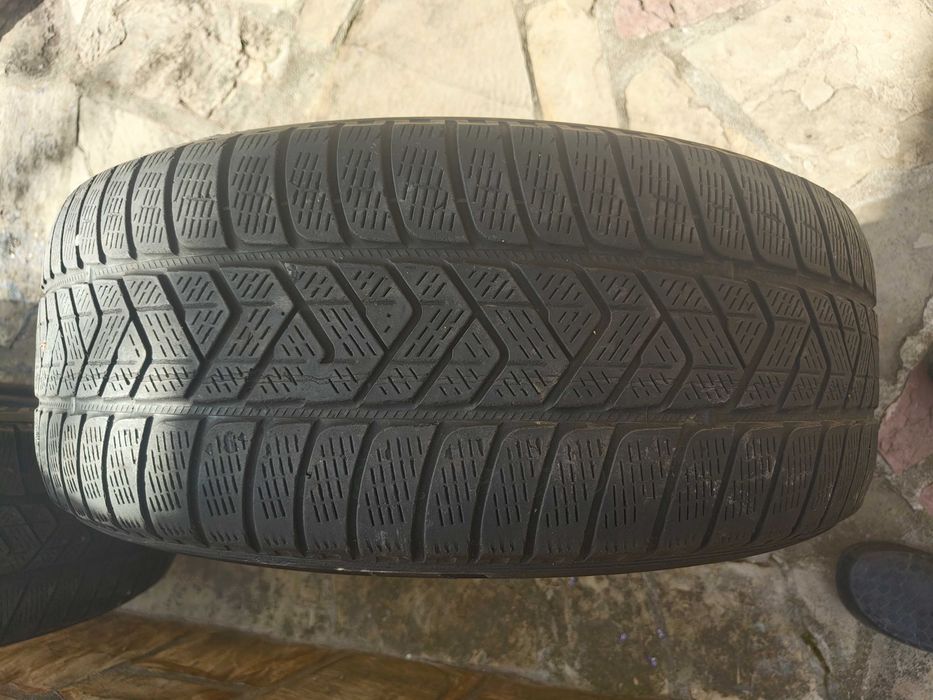 Гуми Pirelli Scorpion 235 55 19