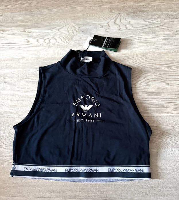 Top Armani S nou