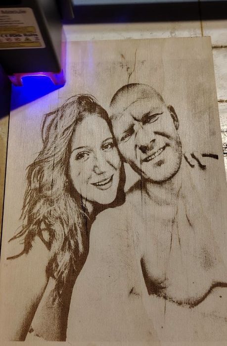 Персонализирани гравирани дървени табелки / дъски