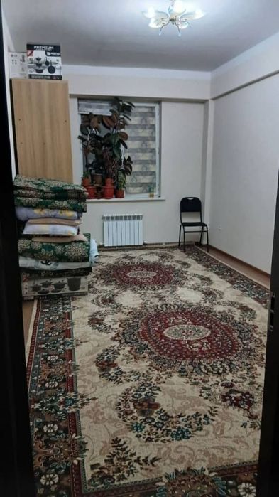 Сотилади метро Дустлик  4 хона 100м²