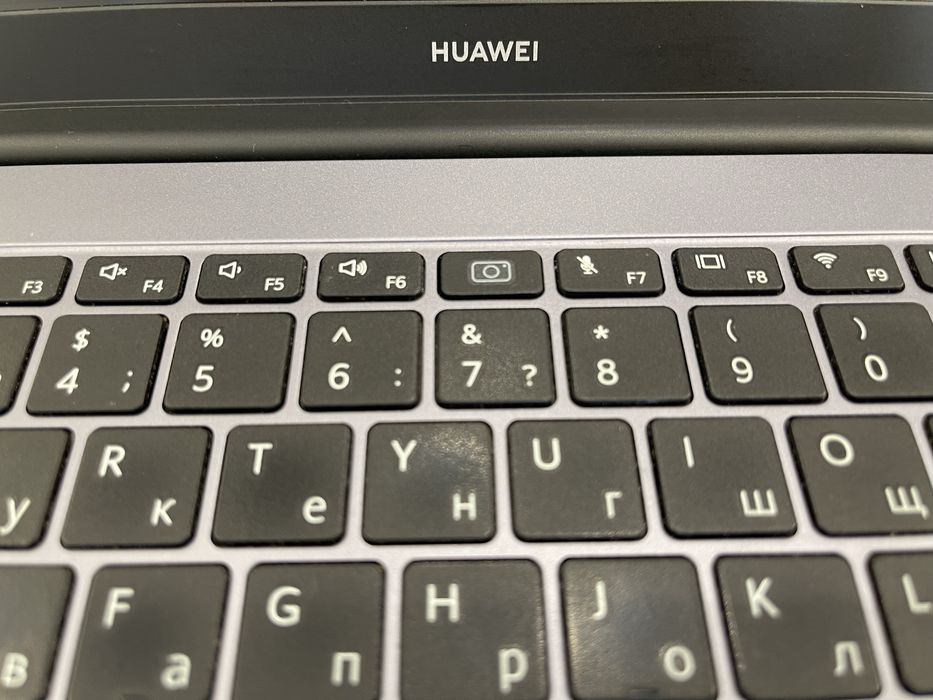 Huawei MateBook D15 (Ryzen 5 / 8 ГБ / SSD 512 ГБ)