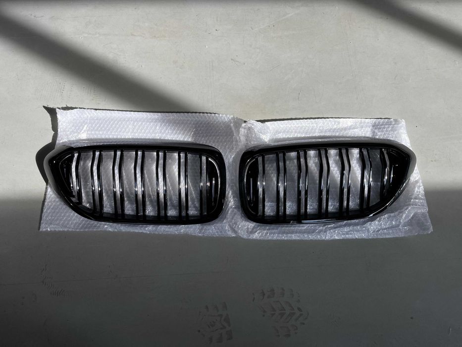 Grile Duble M Negru Lucios Bmw Seria 5 G30/G31/G38 Non LCi