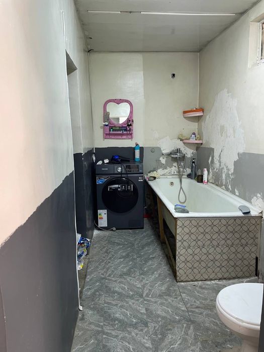 Yashnobodda 4 xonali tayyor hovli sotiladi 2.5 sotix