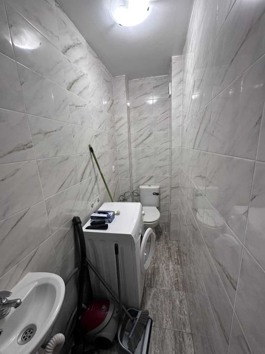 Дава се под наем Тристаен апартамент в Пловдив, Южен - 97 кв.м за 425 € - Снимка #7