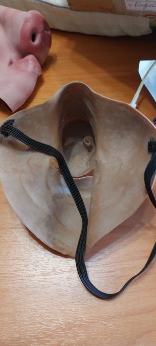 Полумаски поросят . Латекс.