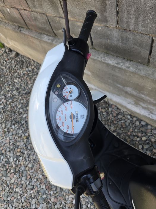 Ямаха джог ZR 2015 года