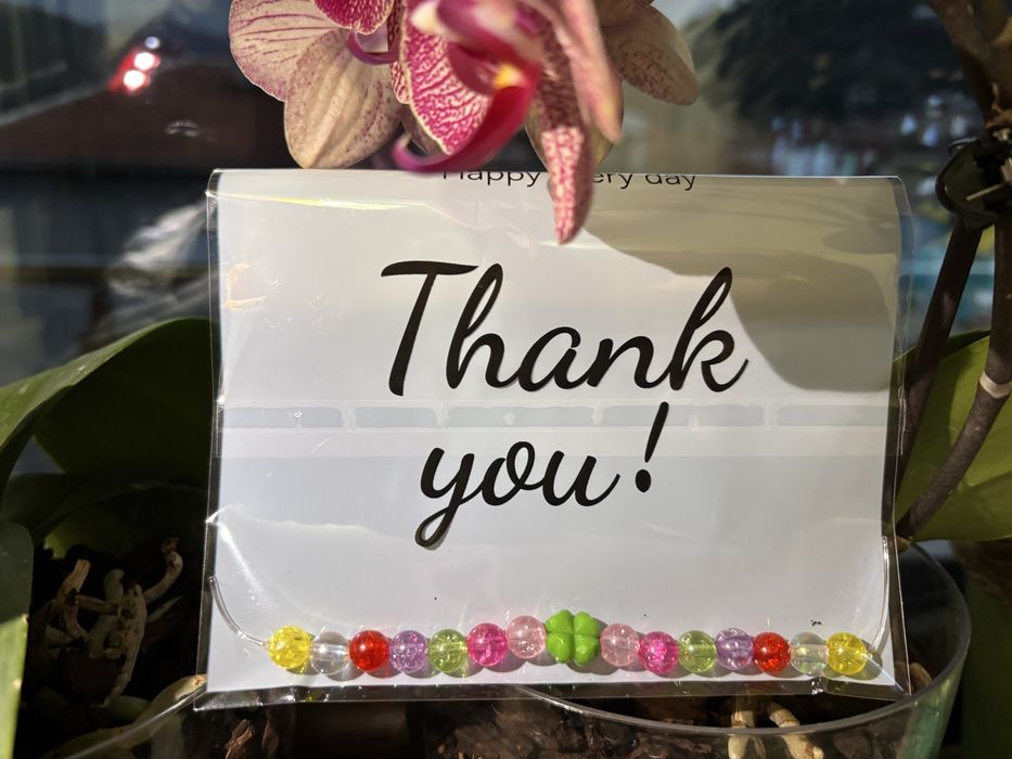 Ръчно изработени гривни от мъниста