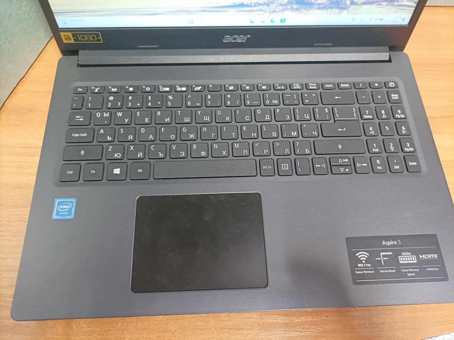 Лаптоп Acer A315-34, 8gb ram,4 cores intel cpu,256 gb ssd