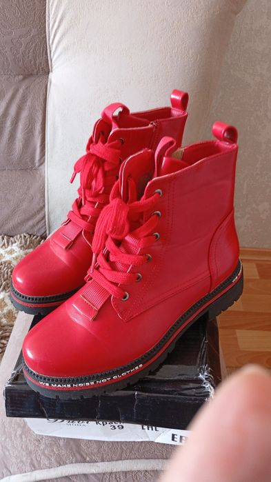 Женские ботинки  весна