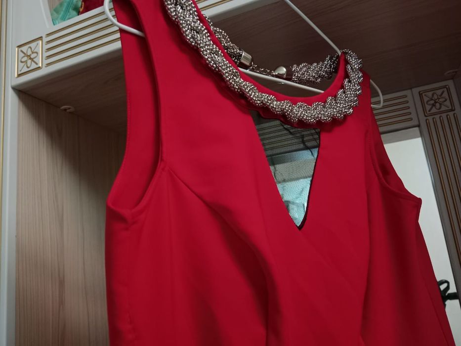 Женское красивое платье