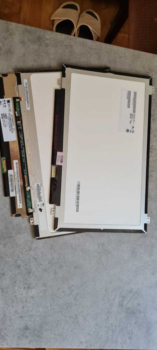 Vand Display-uri de laptop