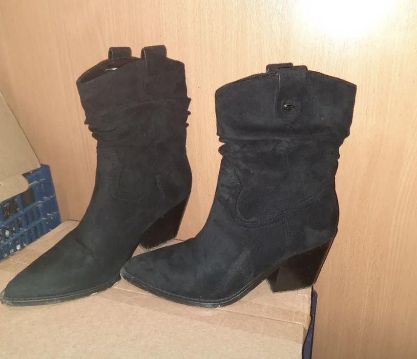Продам казаки.