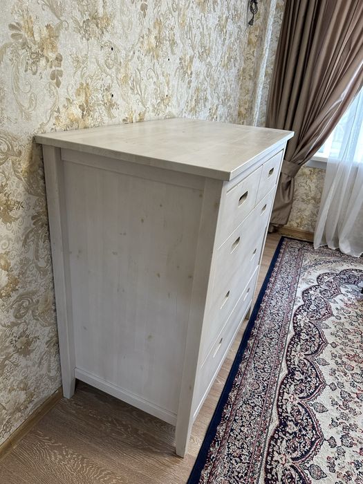Продаем комод, Nikos, сосна