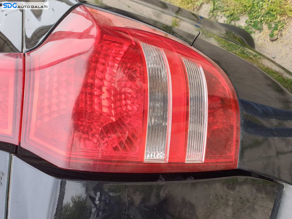 Tripla Stop Lampa Dreapta Jos Inferior Kia Ceed Ceed Break Avant 2007 - 2010 [K1325]