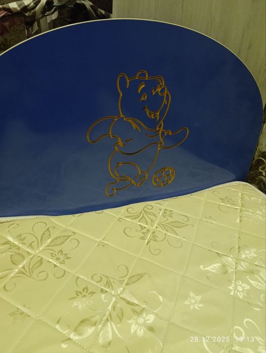 Срочно Продаётся детский кровать