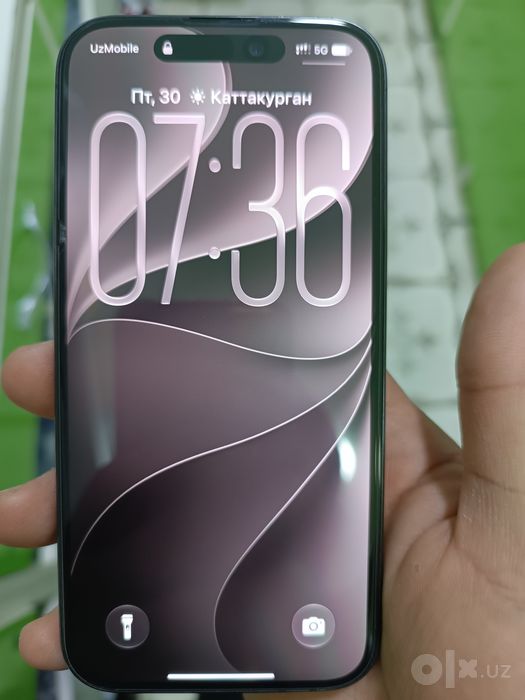 iPhone 15pro  256