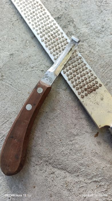 Продам инструменты для расчистки копыт.