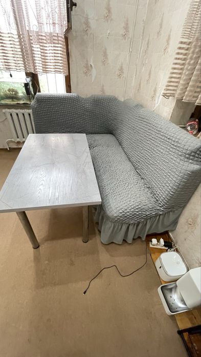 Продам турецкий кухонный уголок
