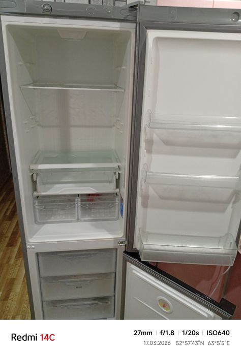 Продам холодильник