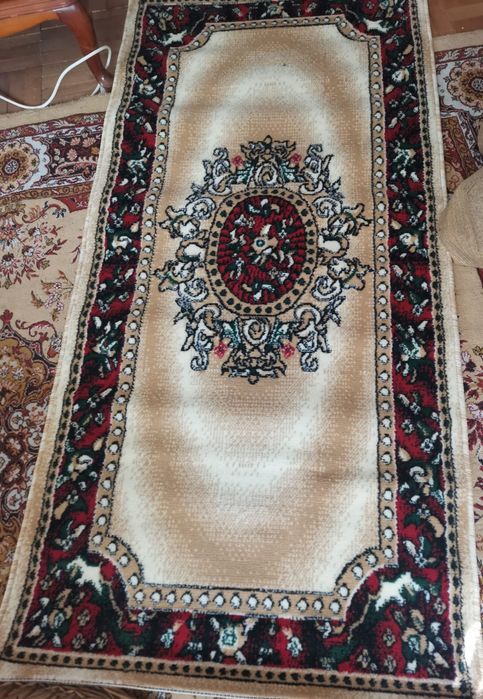 Covoare multicolor,