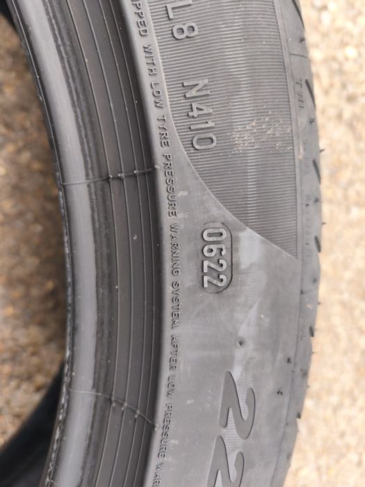 225/45/19" 2бр Pirelli P zero Rft,dot0622,7mm