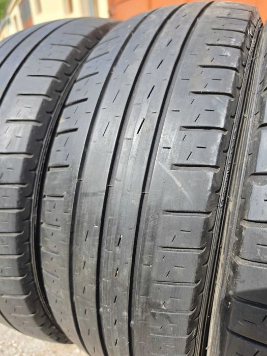 4 бр. гуми за бус 205/65/16C Pirelli 6-6,5 mm DOT 0919